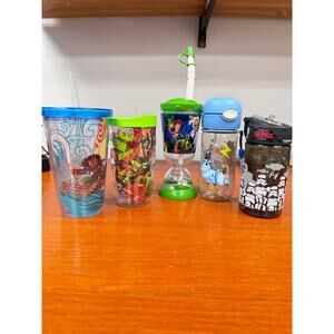 Lot of 5 kids water bottle